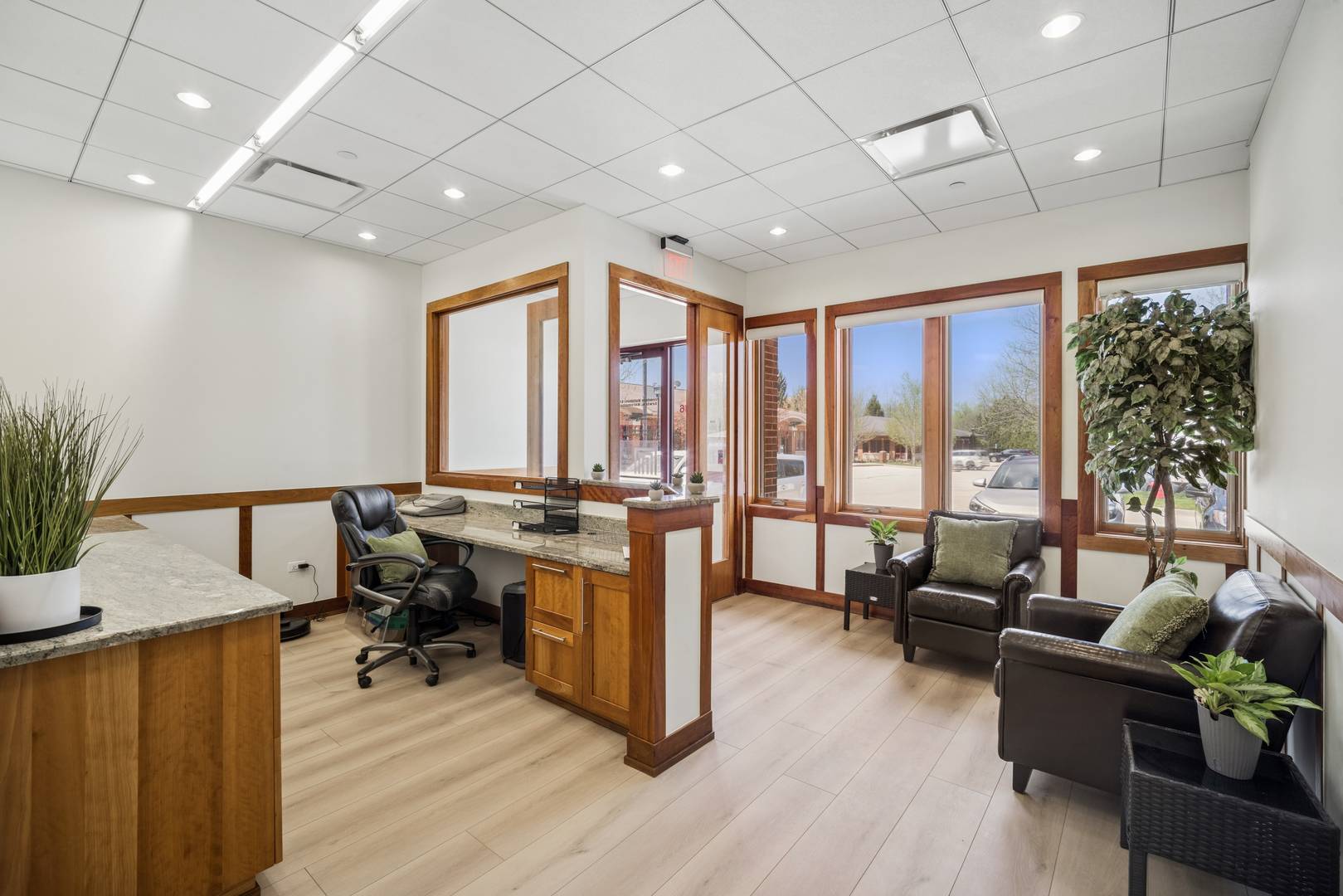 1416 Techny RD, Northbrook, IL 60062