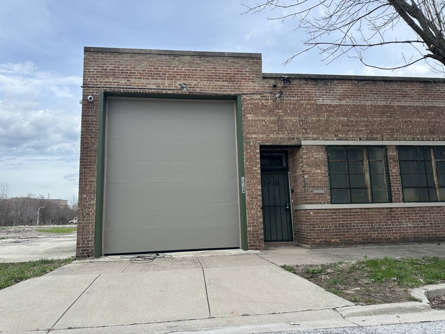 12129 S Peoria ST, Chicago, IL 60643