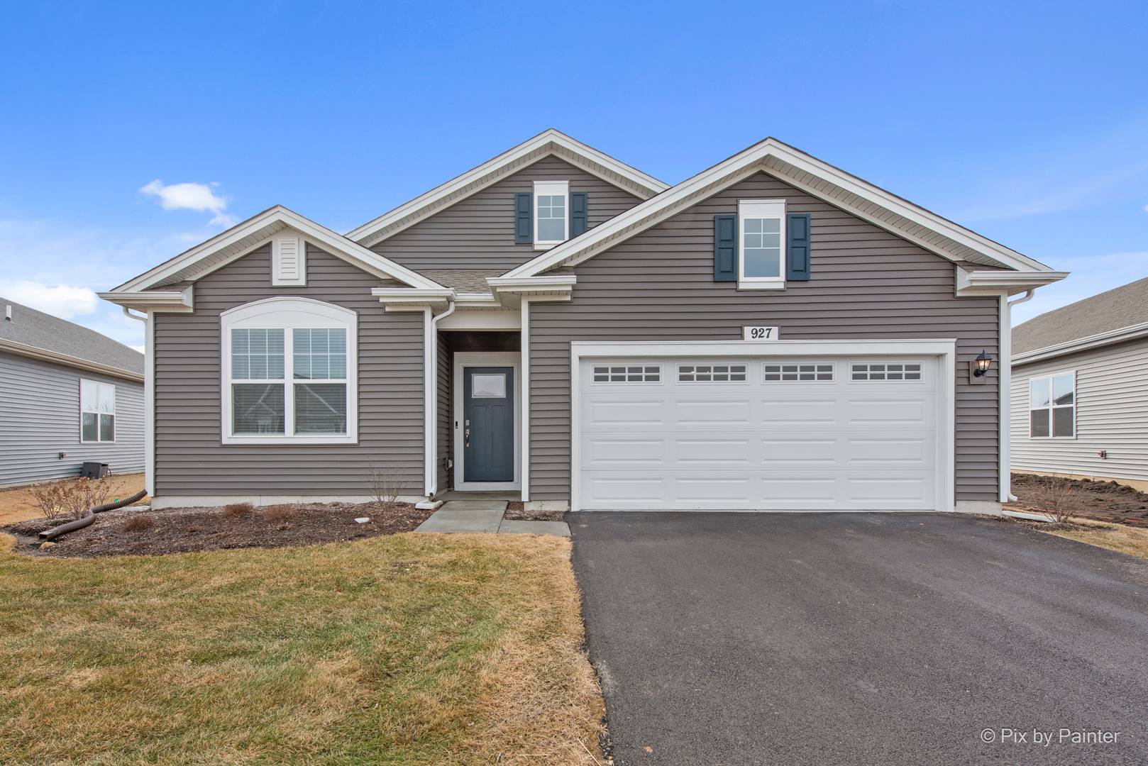 927 Plateau DR, Pingree Grove, IL 60140