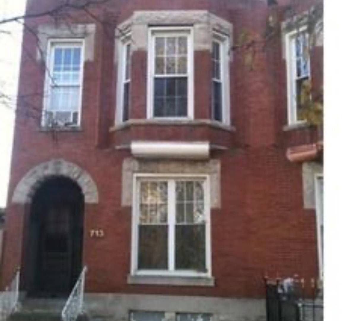715 W 50th ST, Chicago, IL 60609