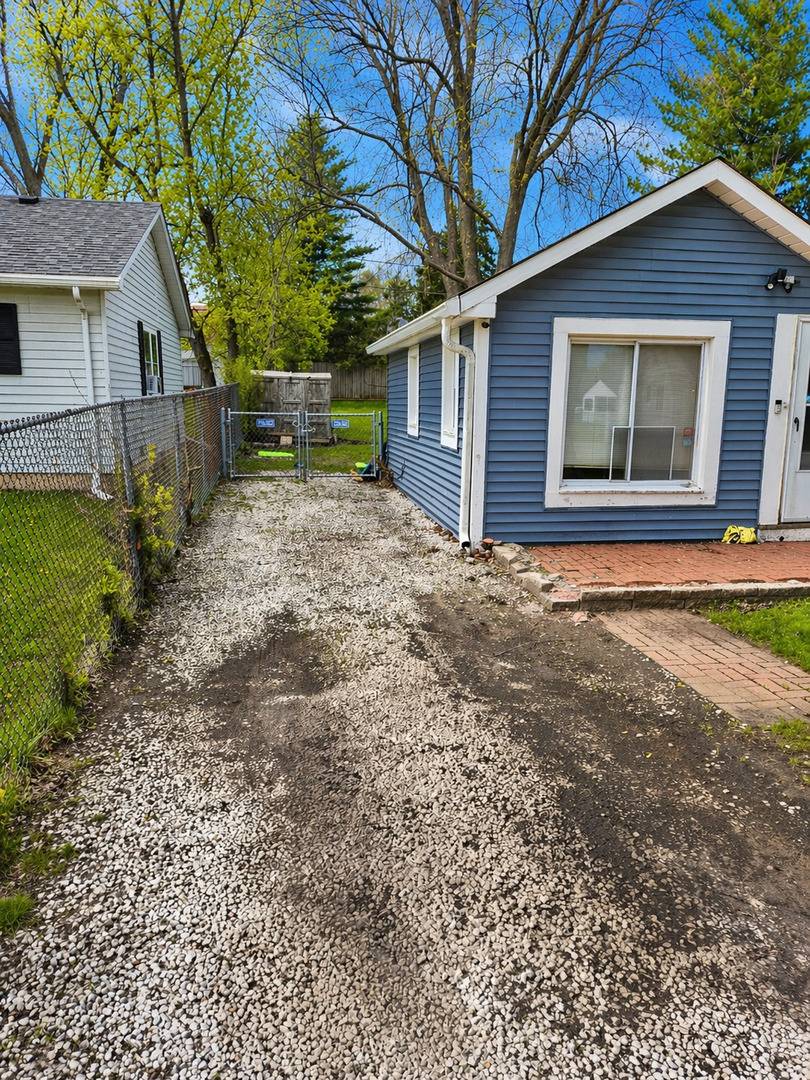 37854 Harper AVE, Beach Park, IL 60087
