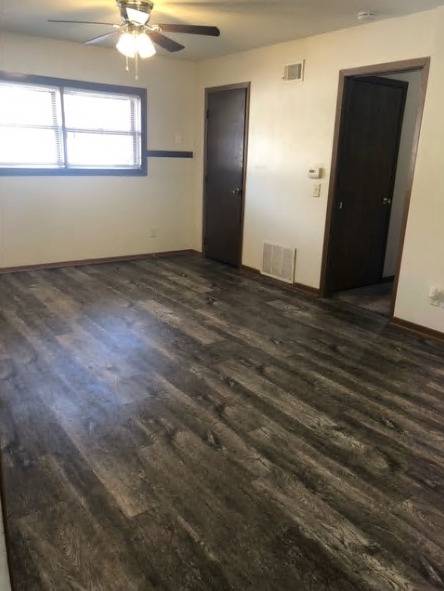 1320 E 38th ST #4, Davenport, IA 52807