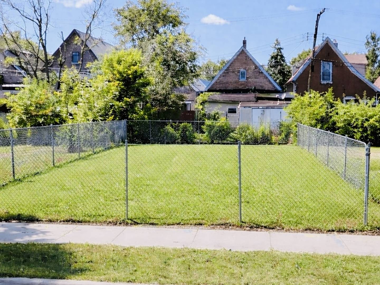1330 S Oakley AVE, Chicago, IL 60608