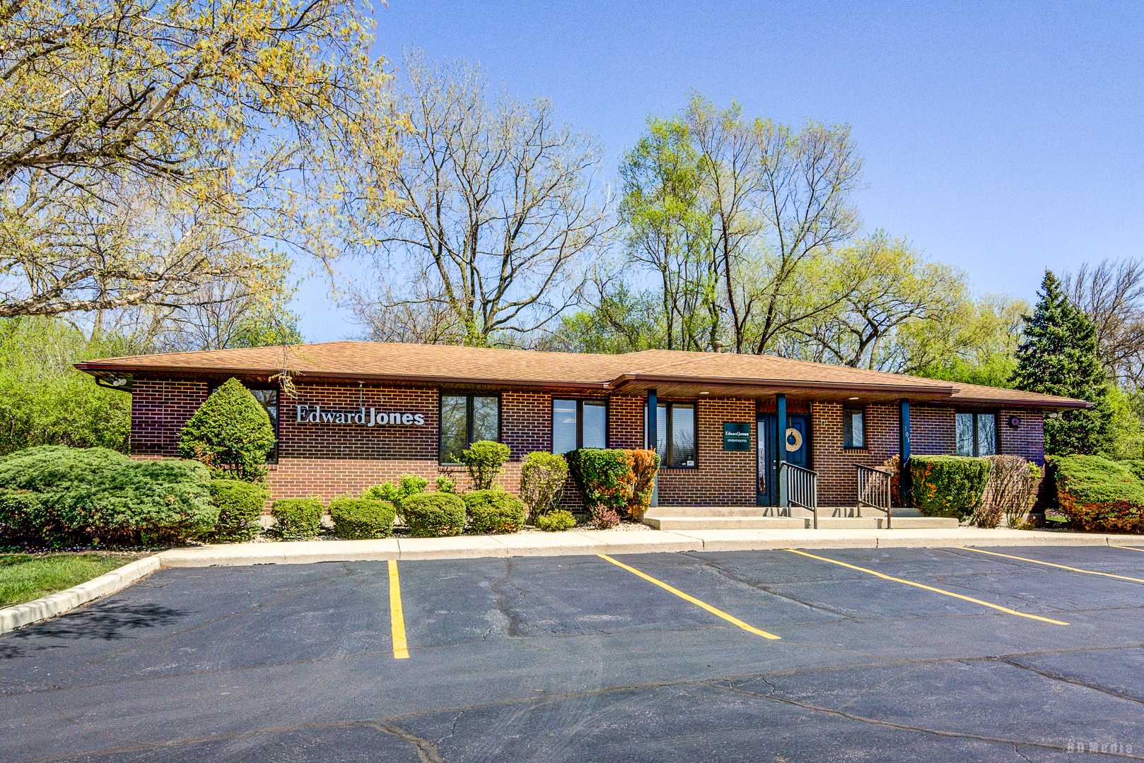 7101 janes AVE, Woodridge, IL 60517