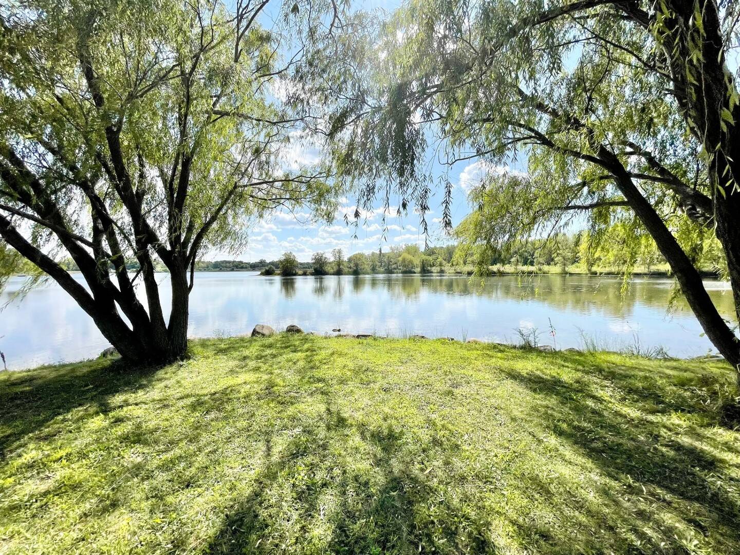 551 W Kennedy RD, Braidwood, IL 60408