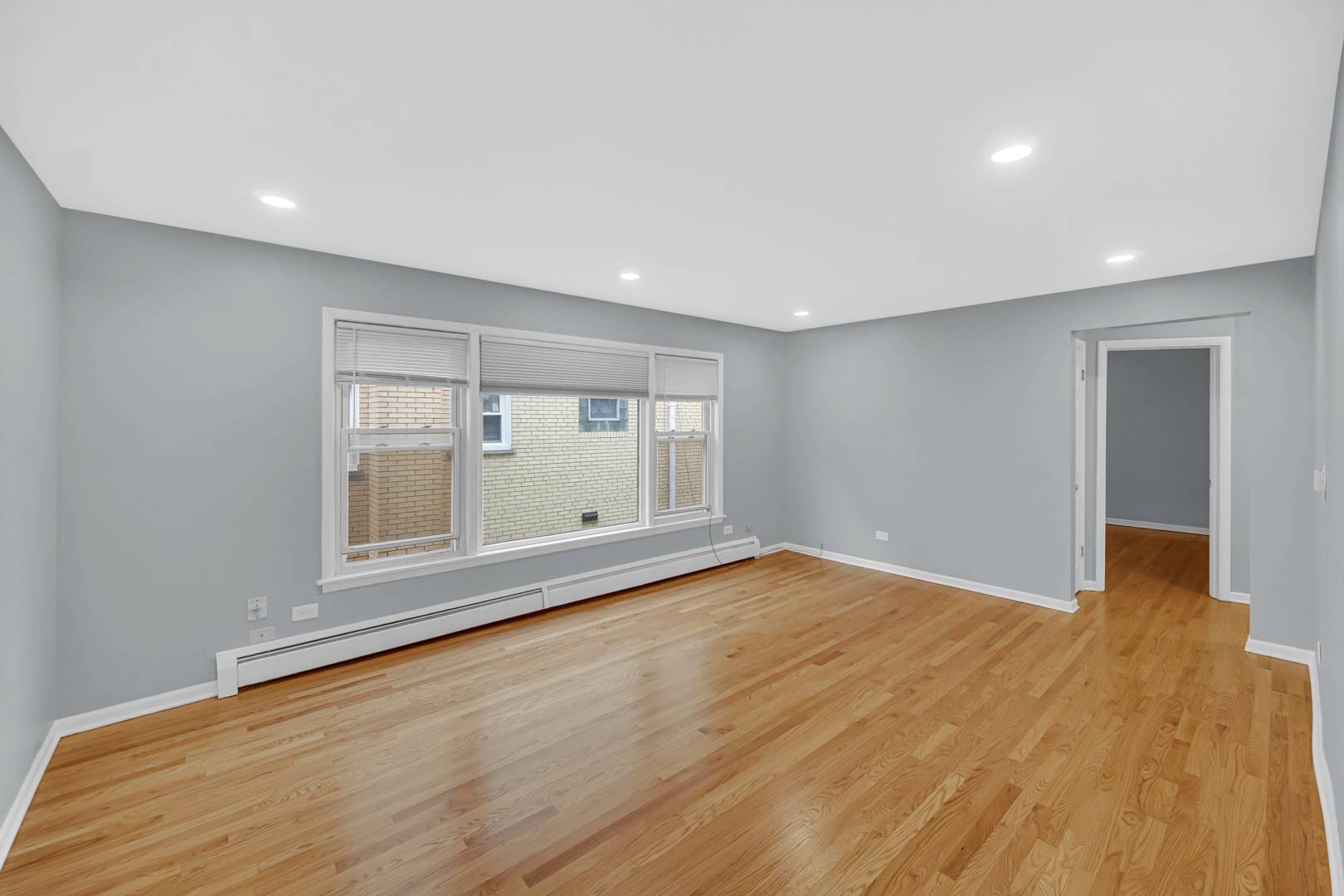 1821 S Harlem AVE, Berwyn, IL 60402