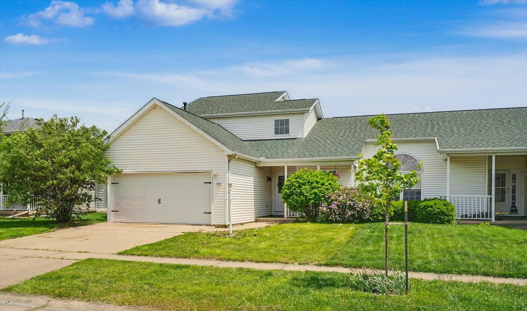 708 Erin DR, Champaign, IL 61822