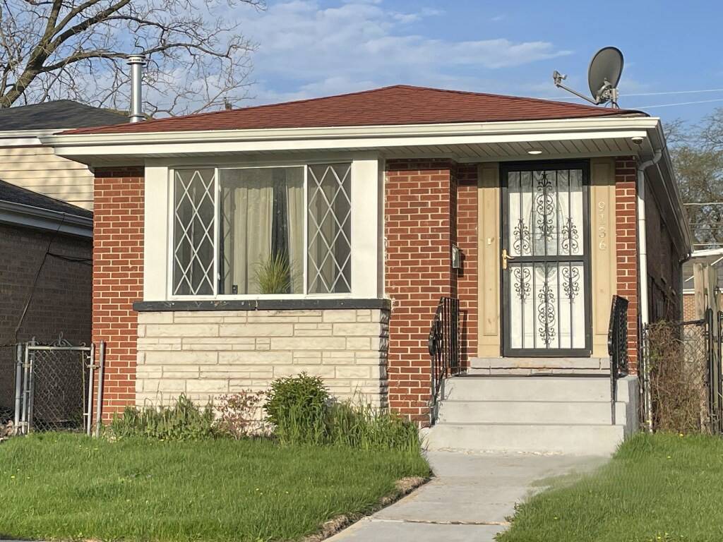 9136 S Eggleston AVE, Chicago, IL 60620