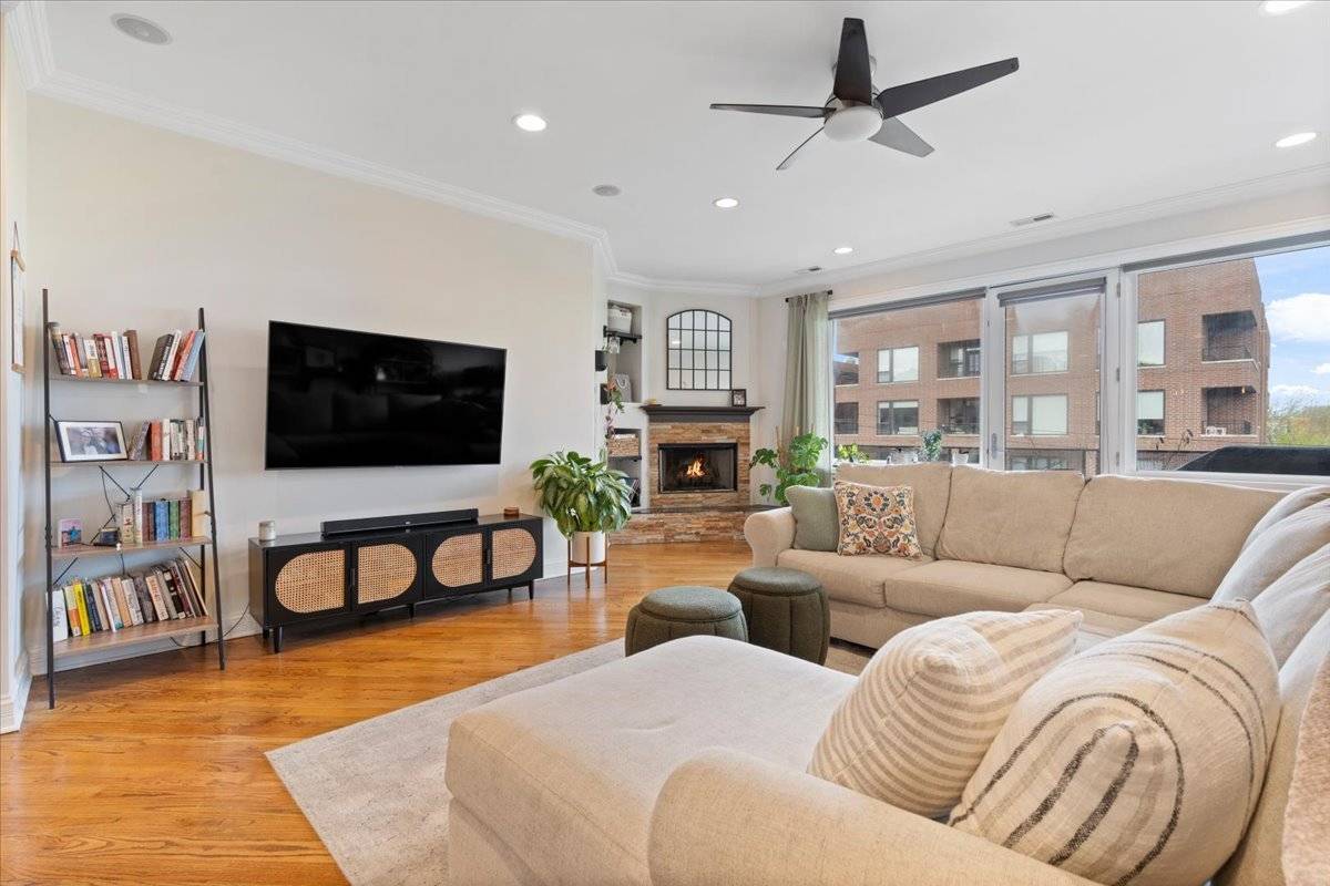 1504 N Western AVE #2S, Chicago, IL 60622