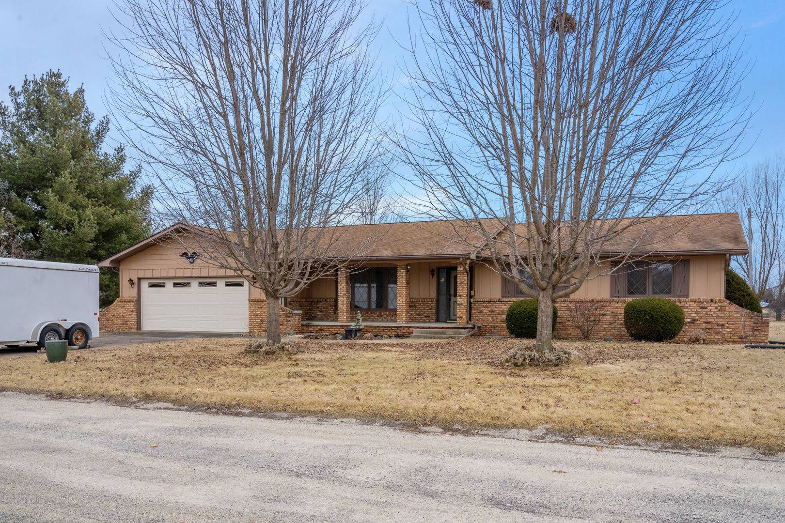 67 Crestview DR, Geneseo, IL 61254
