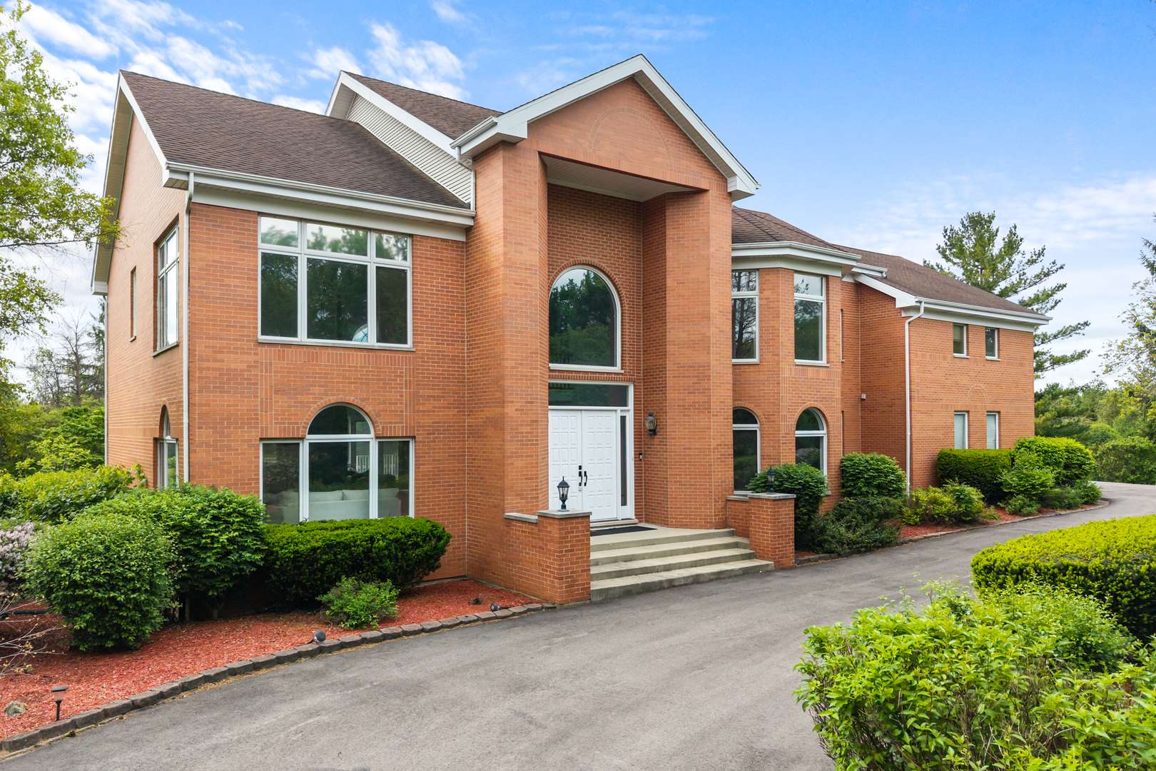 309 Dundee RD, Barrington, IL 60010
