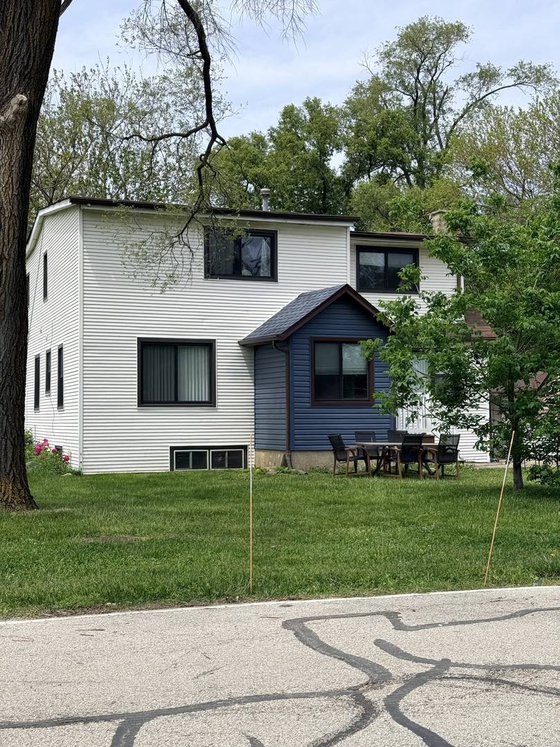 1596 Oxford LN, Des Plaines, IL 60016