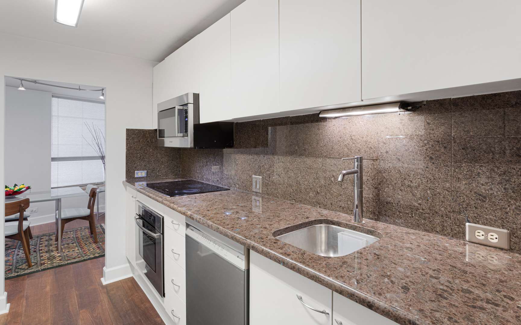 110 E Delaware PL #401, Chicago, IL 60611