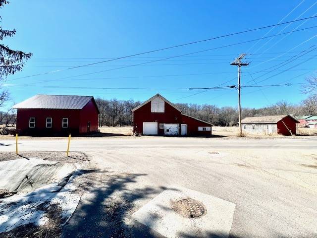 306 N Mill ST, Mt. Carroll, IL 61053