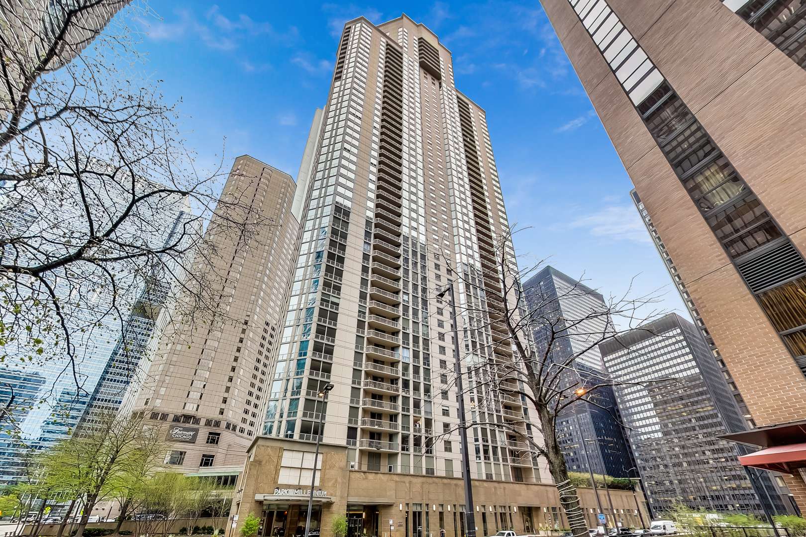 222 N Columbus DR #711, Chicago, IL 60601
