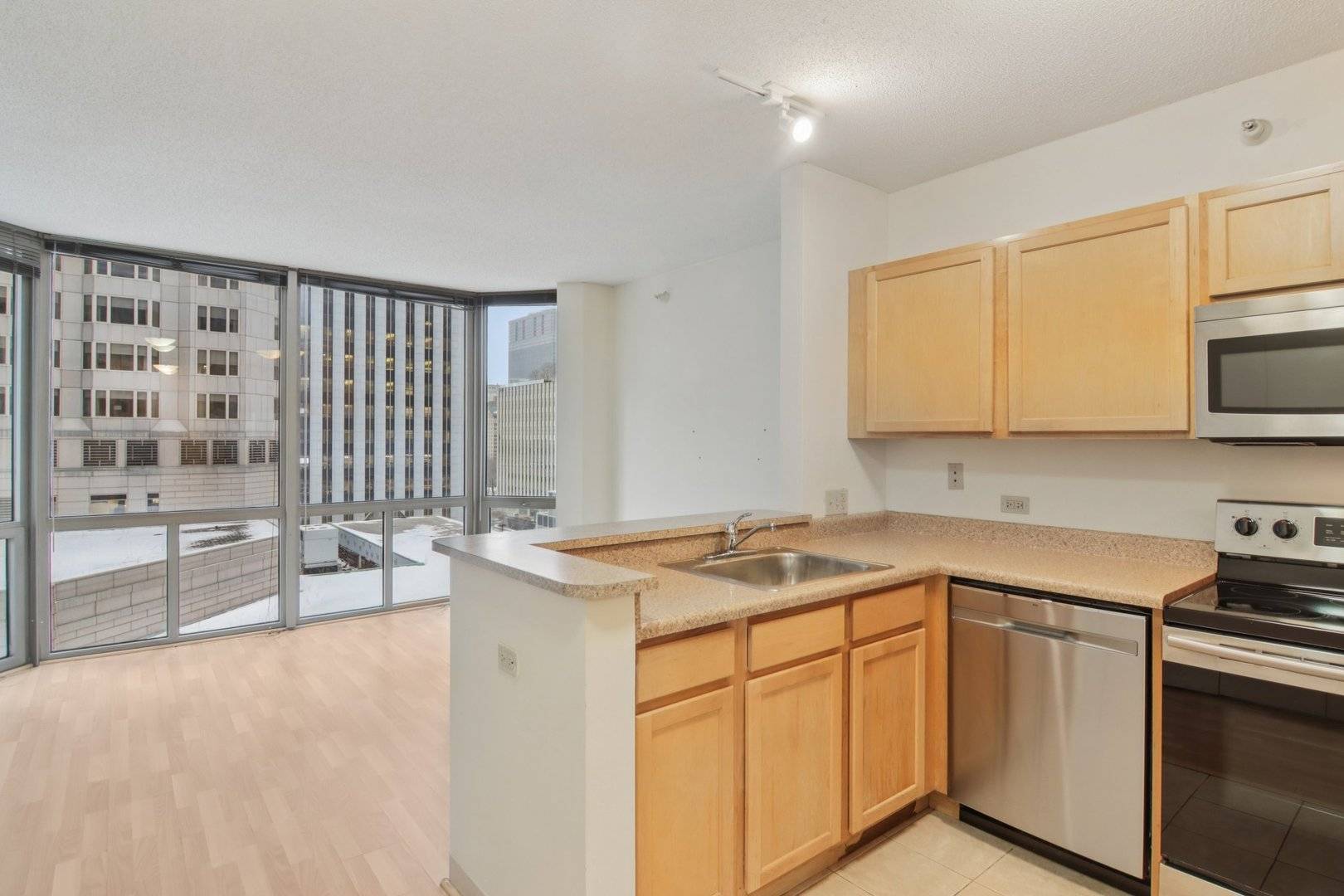 222 N Columbus DR #711, Chicago, IL 60601