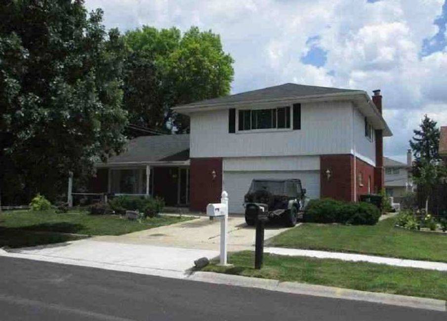 17001 Everett AVE, South Holland, IL 60473