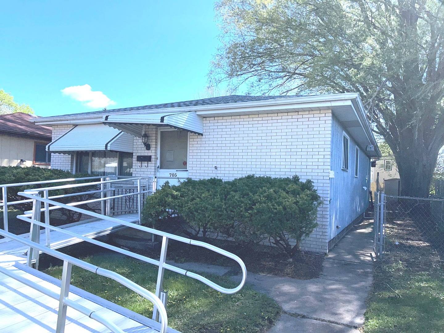 705 May ST, Calumet City, IL 60409