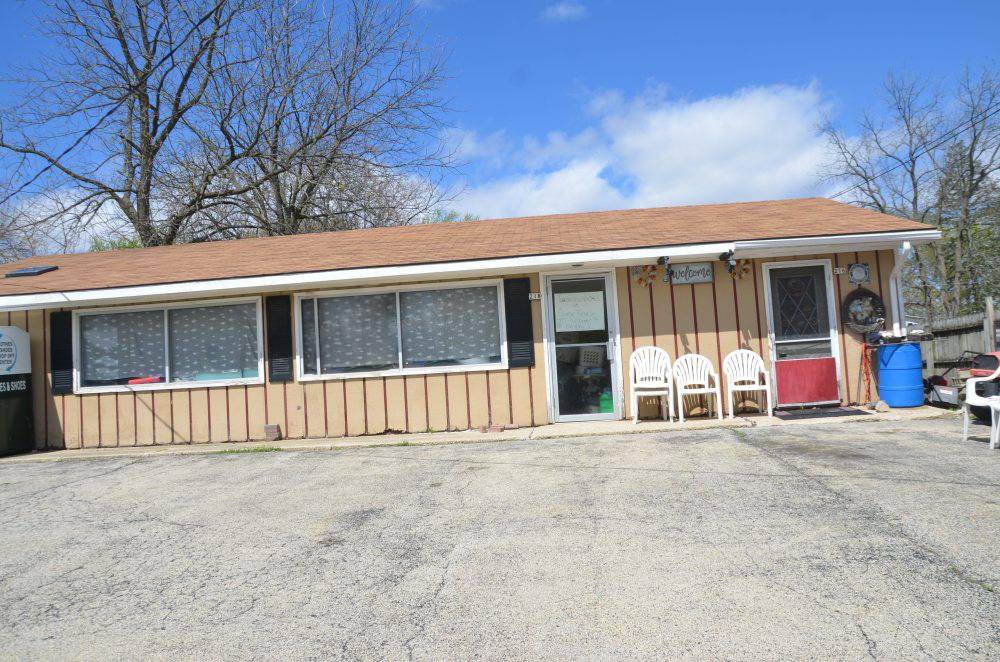 216 Chicago RD, Paw Paw, IL 61353