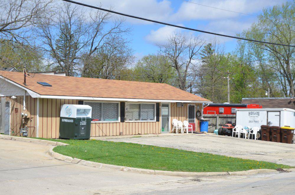 216 Chicago RD, Paw Paw, IL 61353