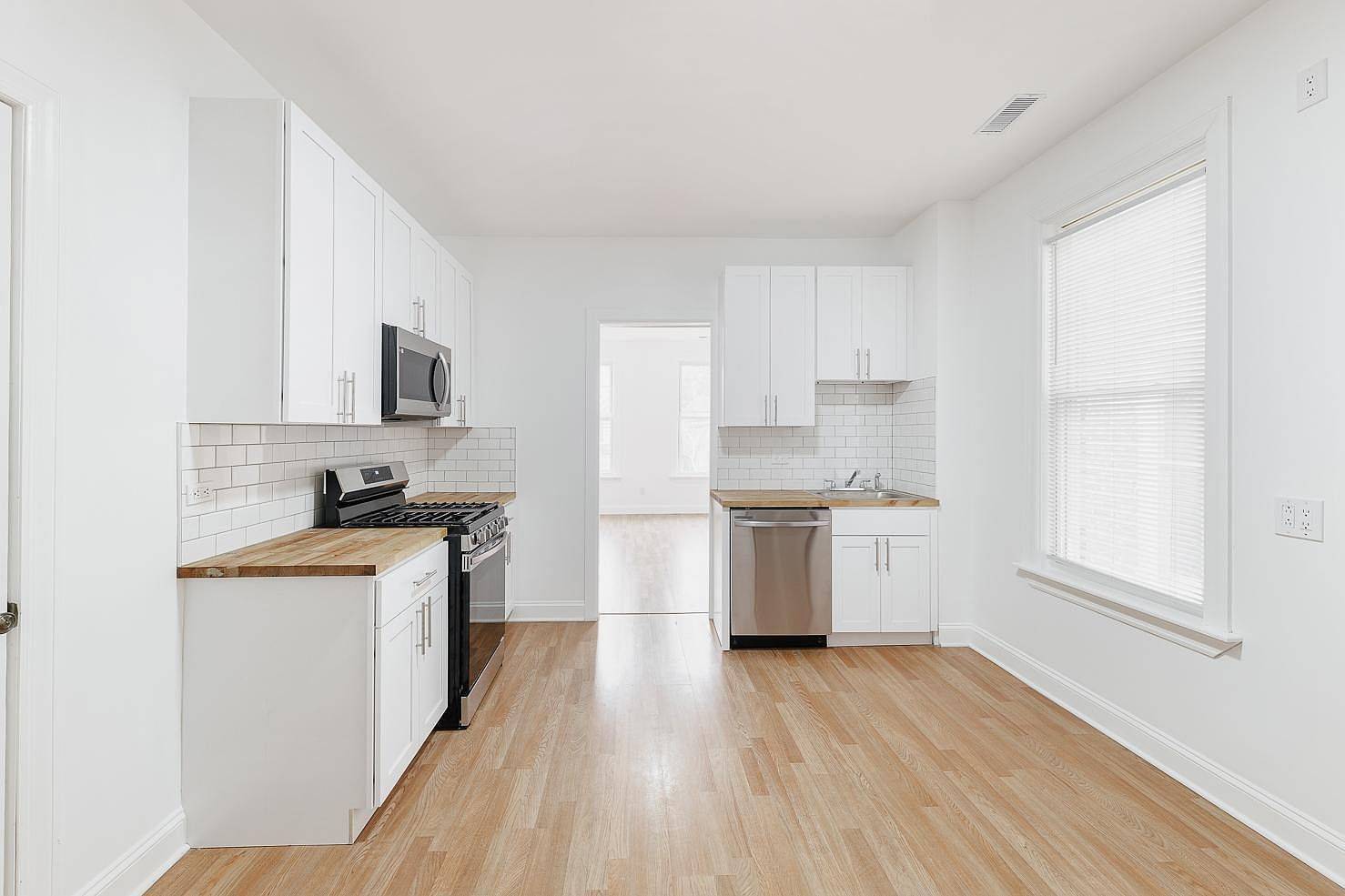 1430 W Superior ST #2R, Chicago, IL 60642