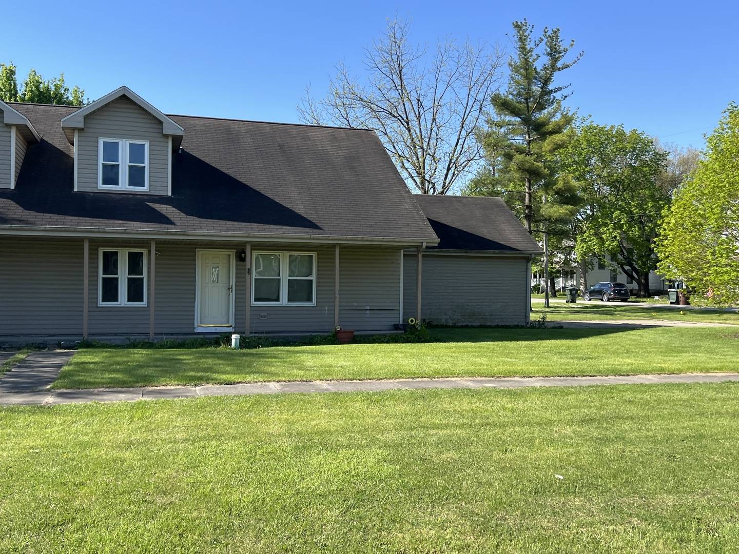112 W Washington ST #1, Gardner, IL 60424