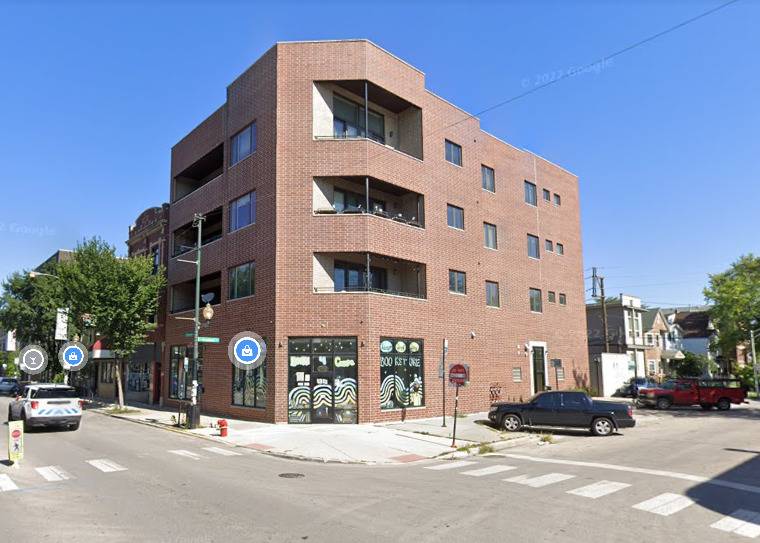 2933 N Milwaukee AVE, Chicago, IL 60618