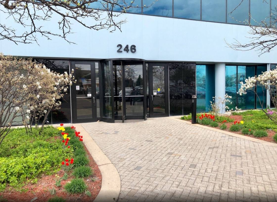 246 E Janata BLVD, Lombard, IL 60148