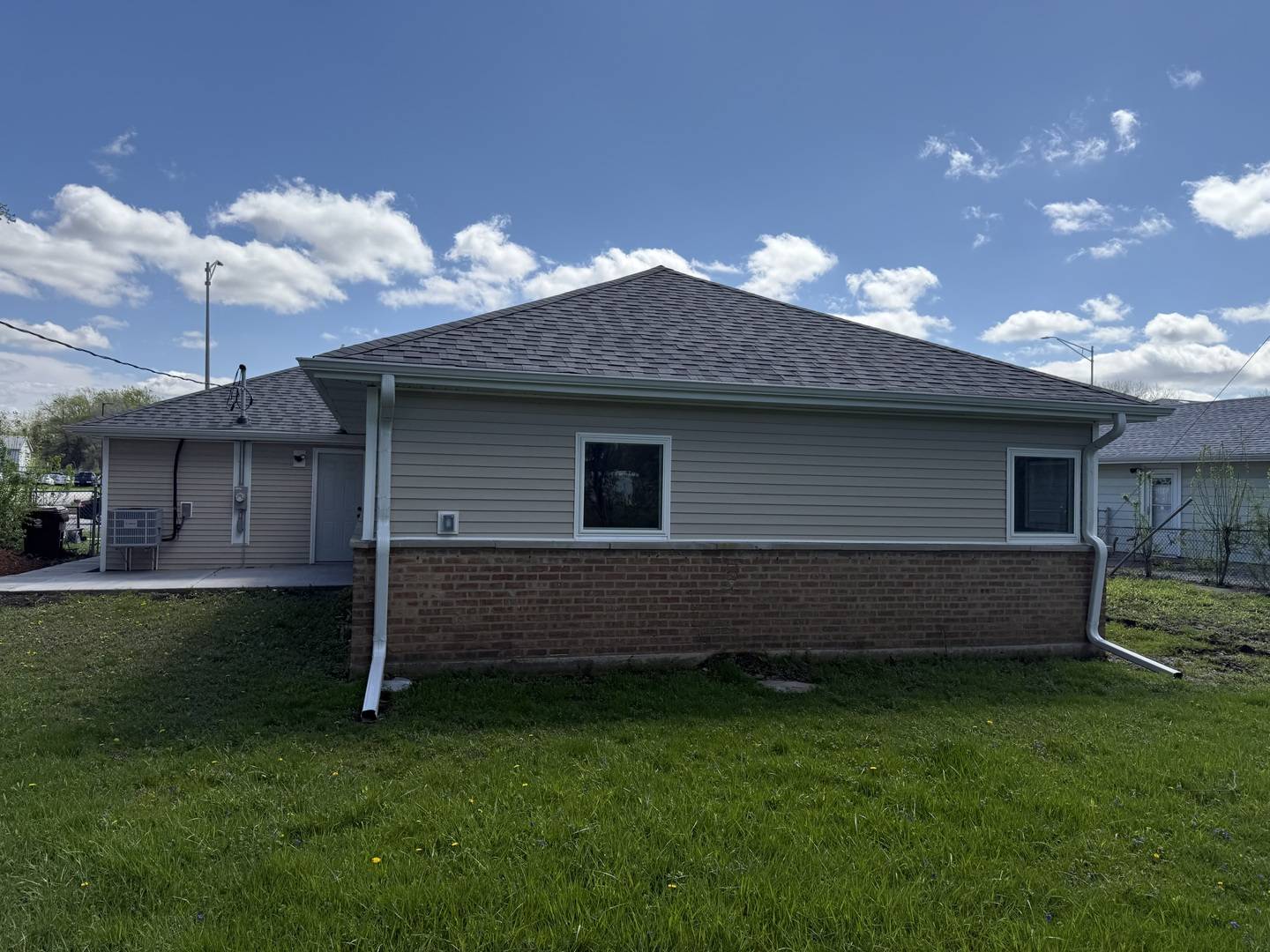 406 Sauk TRL, Park Forest, IL 60466