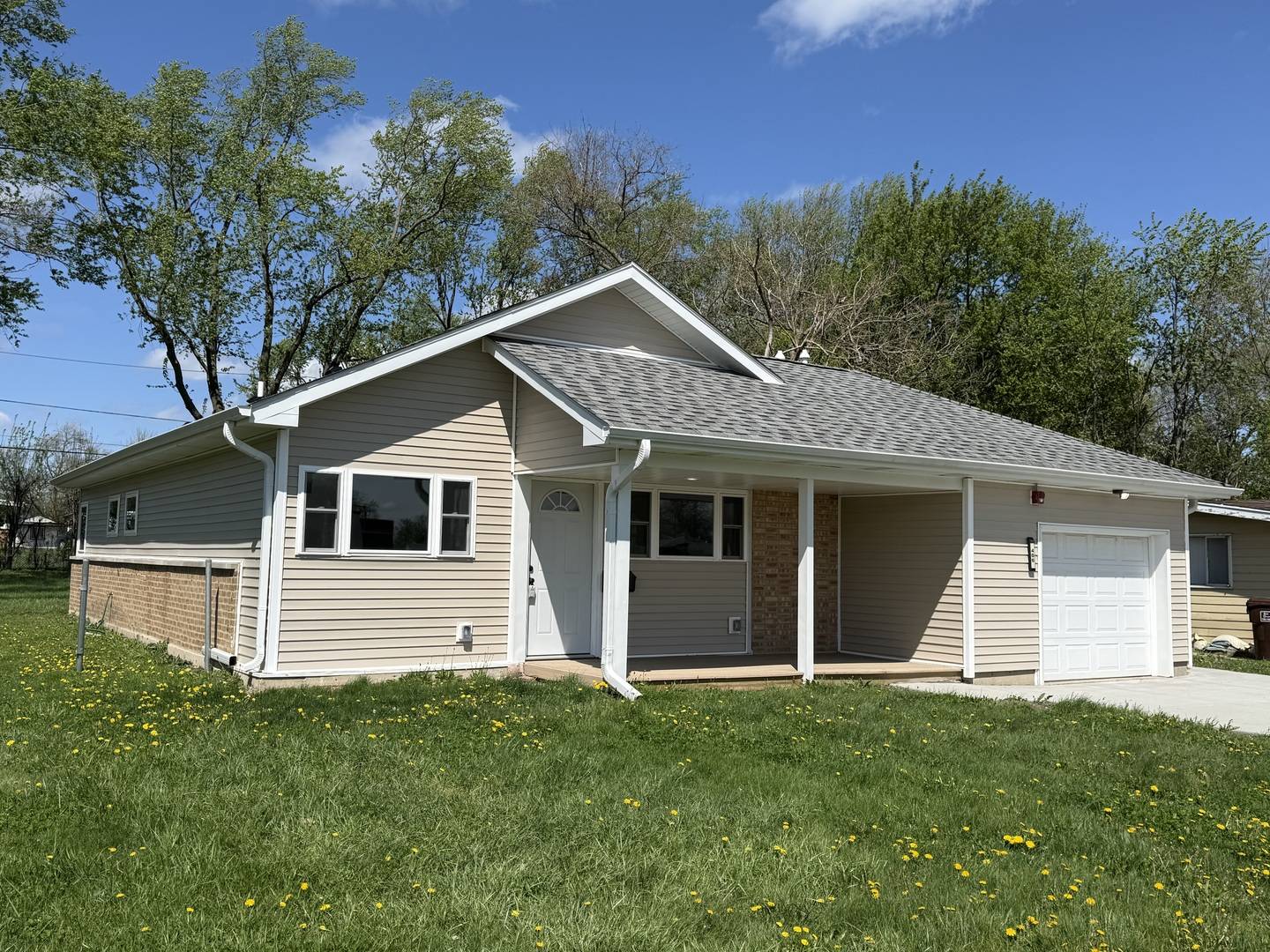 406 Sauk TRL, Park Forest, IL 60466