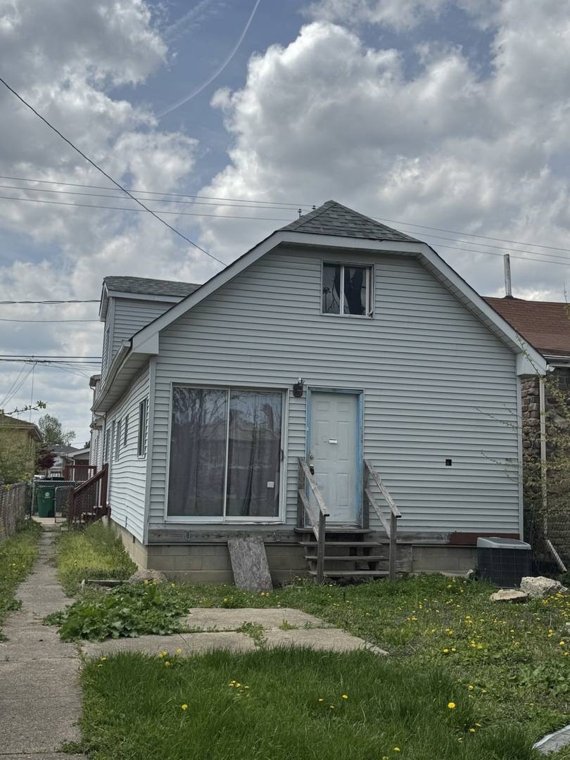 4952 S Laramie AVE, Chicago, IL 60638