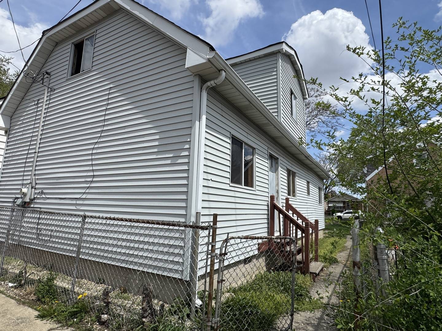 4952 S Laramie AVE, Chicago, IL 60638