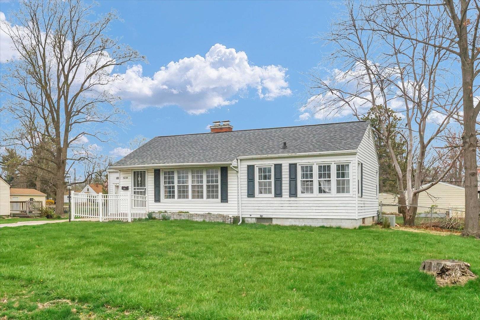 3234 E Fulton AVE, Decatur, IL 62521