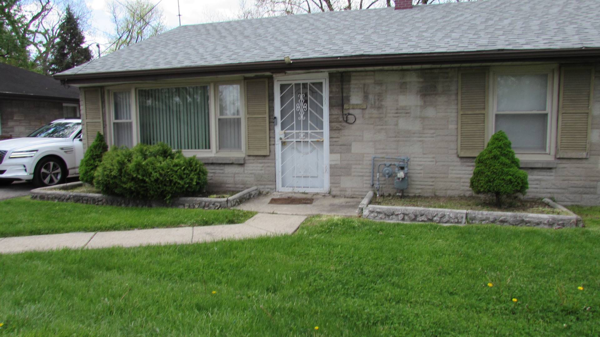 15270 STATE ST, South Holland, IL 60473