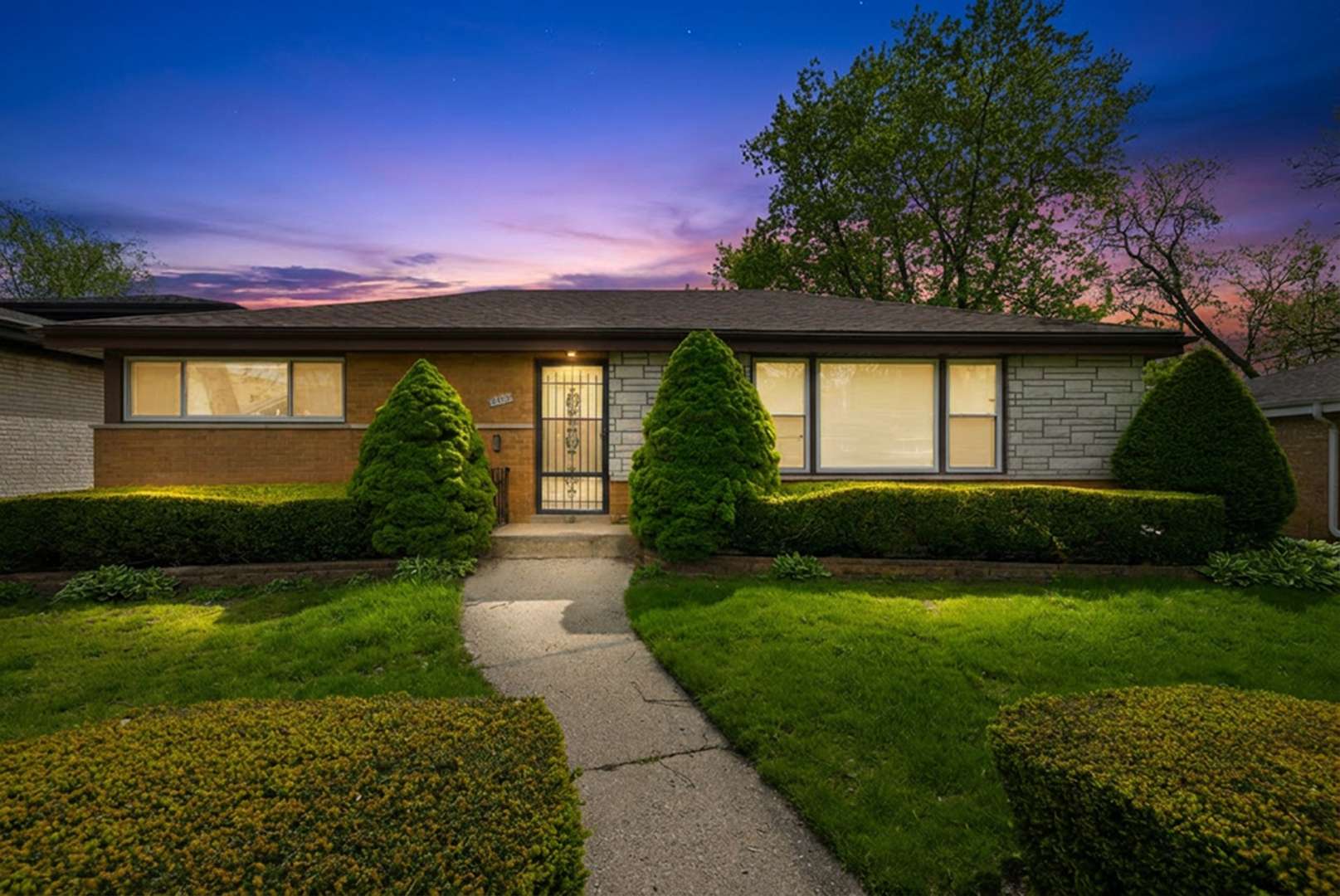 9527 Lowell AVE, Skokie, IL 60076