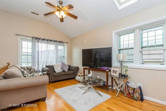 5318 S Kenneth AVE, Chicago, IL 60632