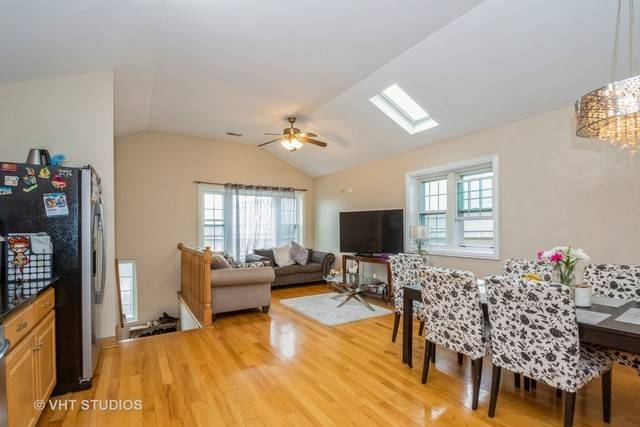 5318 S Kenneth AVE, Chicago, IL 60632