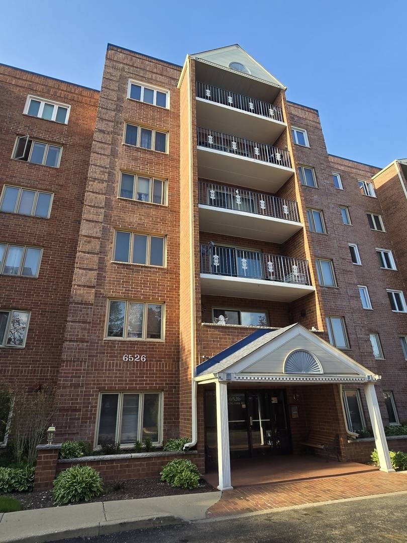 6526 W Irving Park RD #505, Chicago, IL 60634