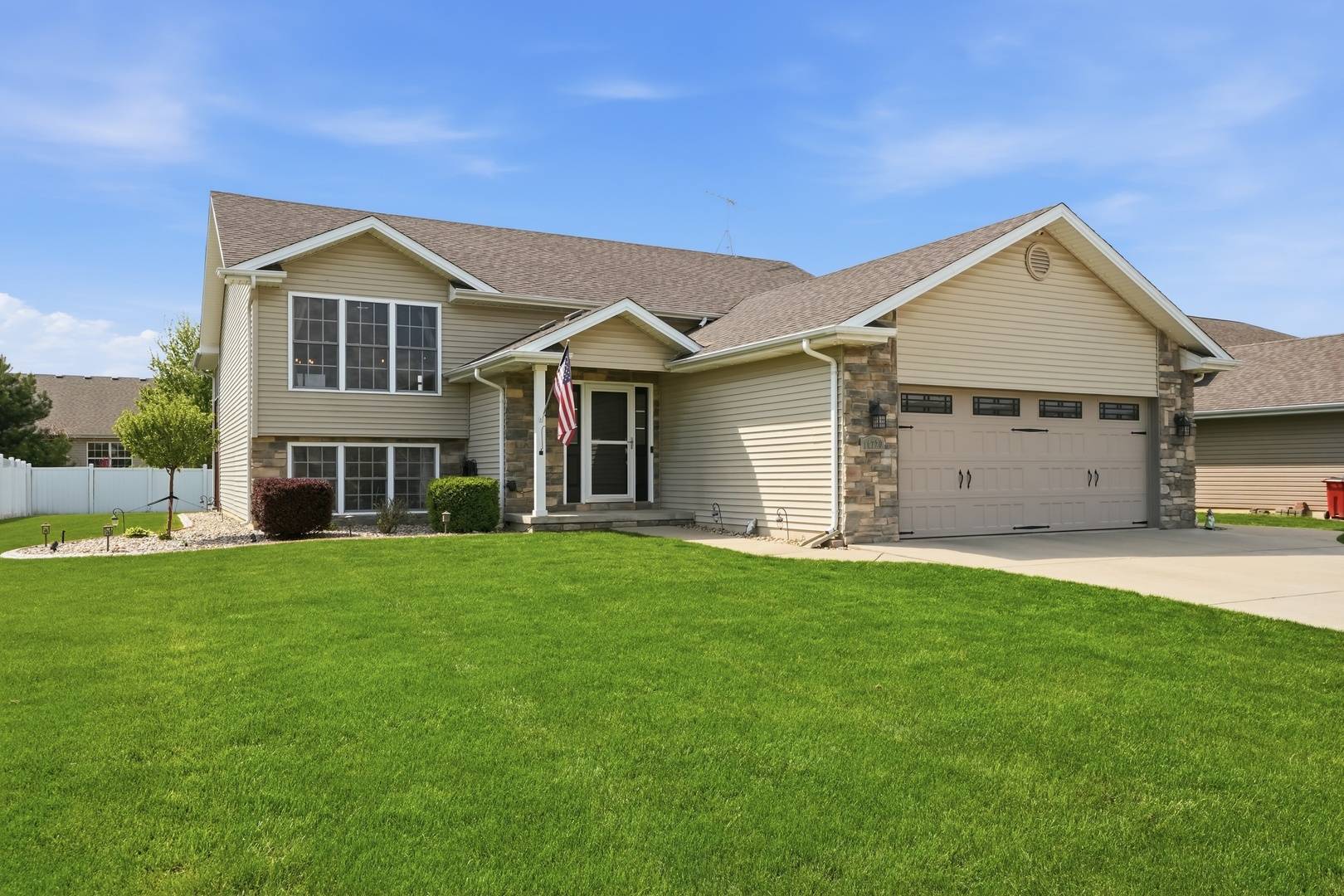 14720 Euclid ST, Cedar Lake, IN 46303