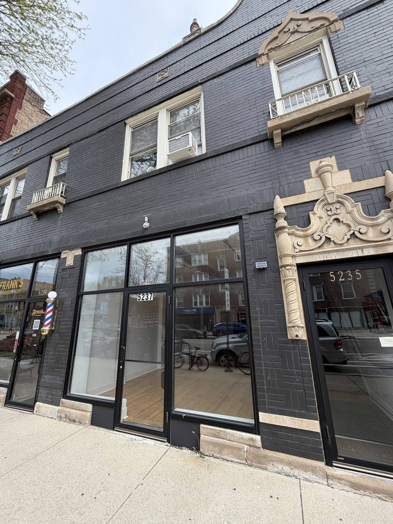 5237 N Damen AVE, Chicago, IL 60625