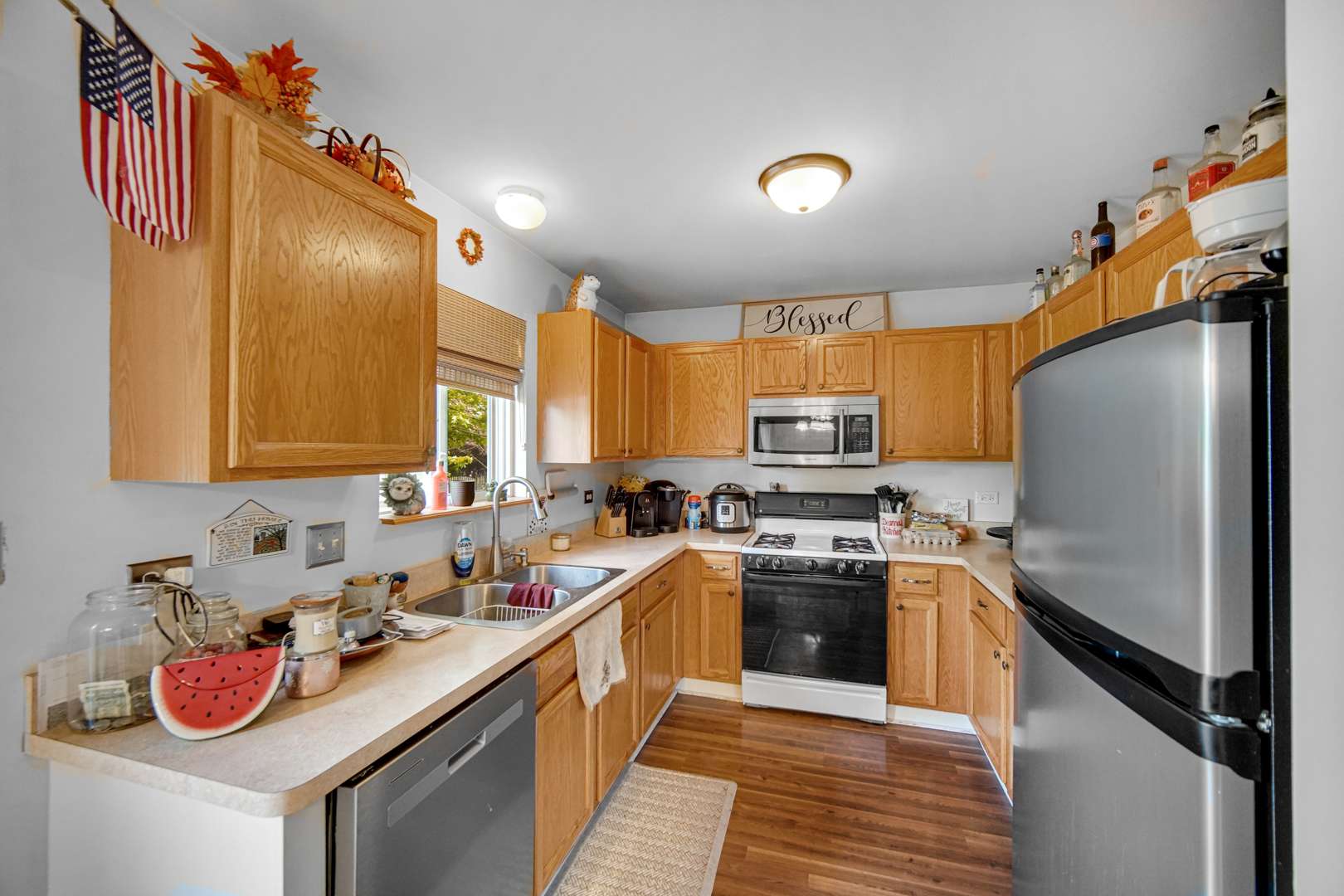 2208 Cherry Ridge DR, Plainfield, IL 60586