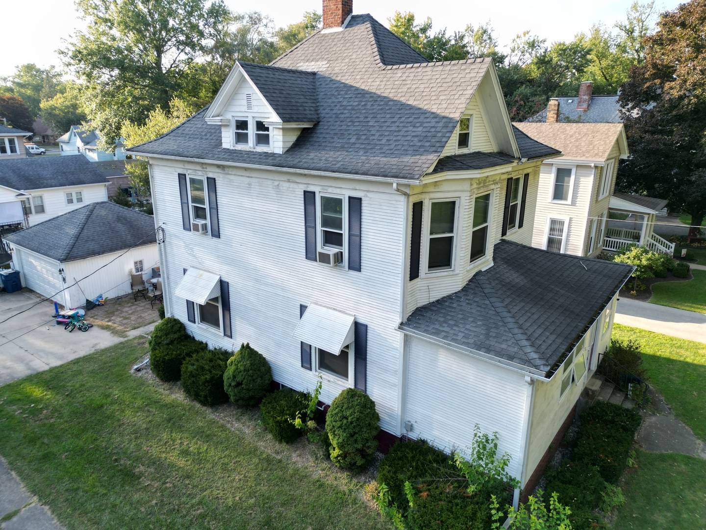 533 S 4th ST, Watseka, IL 60970