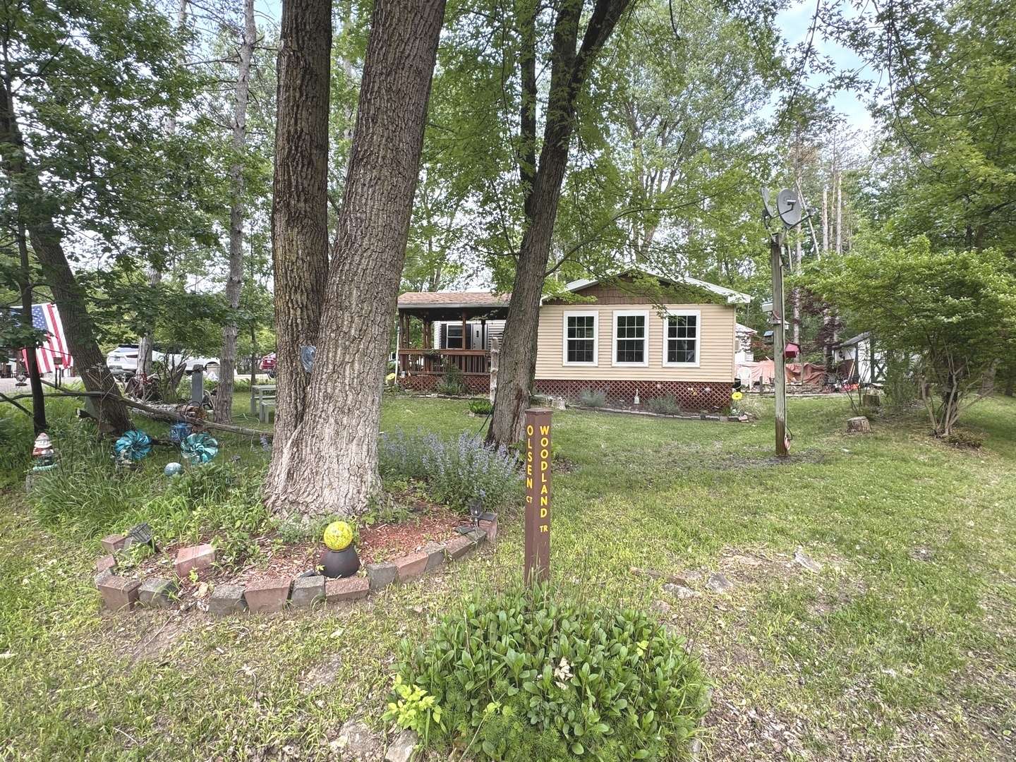 15-94 Woodhaven Lakes, Sublette, IL 61367