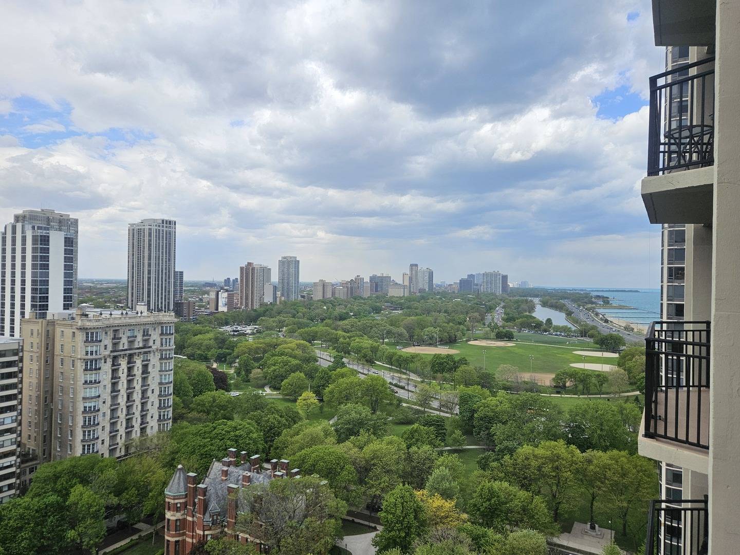 1515 N Astor ST #23BC, Chicago, IL 60610