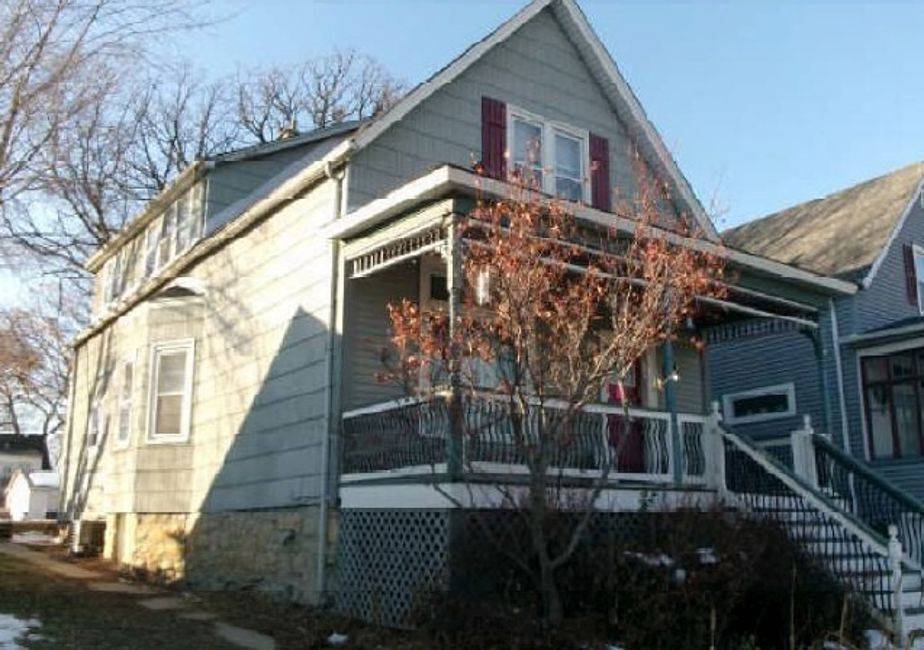 12552 Highland AVE, Blue Island, IL 60406