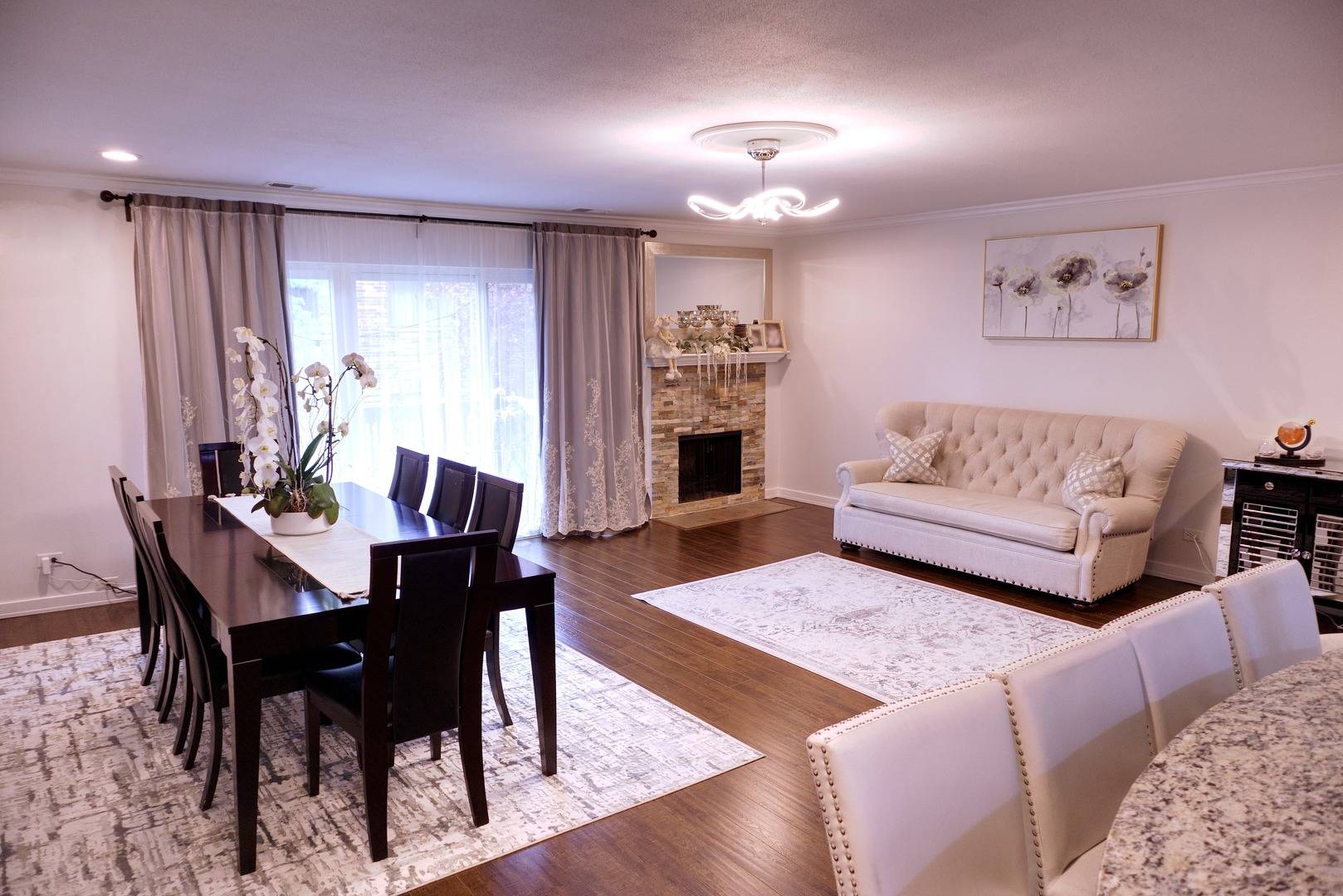 3110 Pheasant Creek DR #213, Northbrook, IL 60062