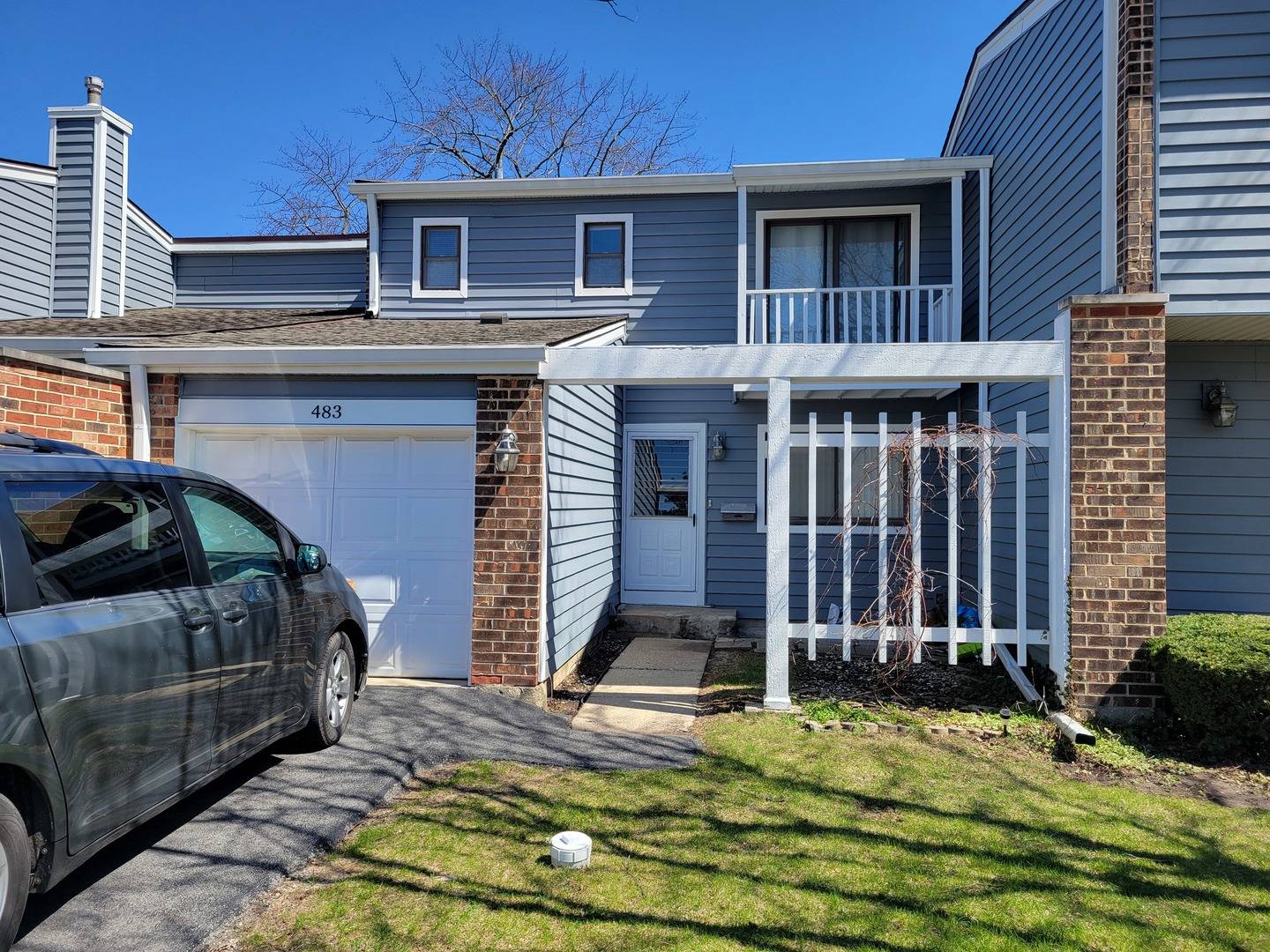 483 Rustic DR, Wheeling, IL 60090