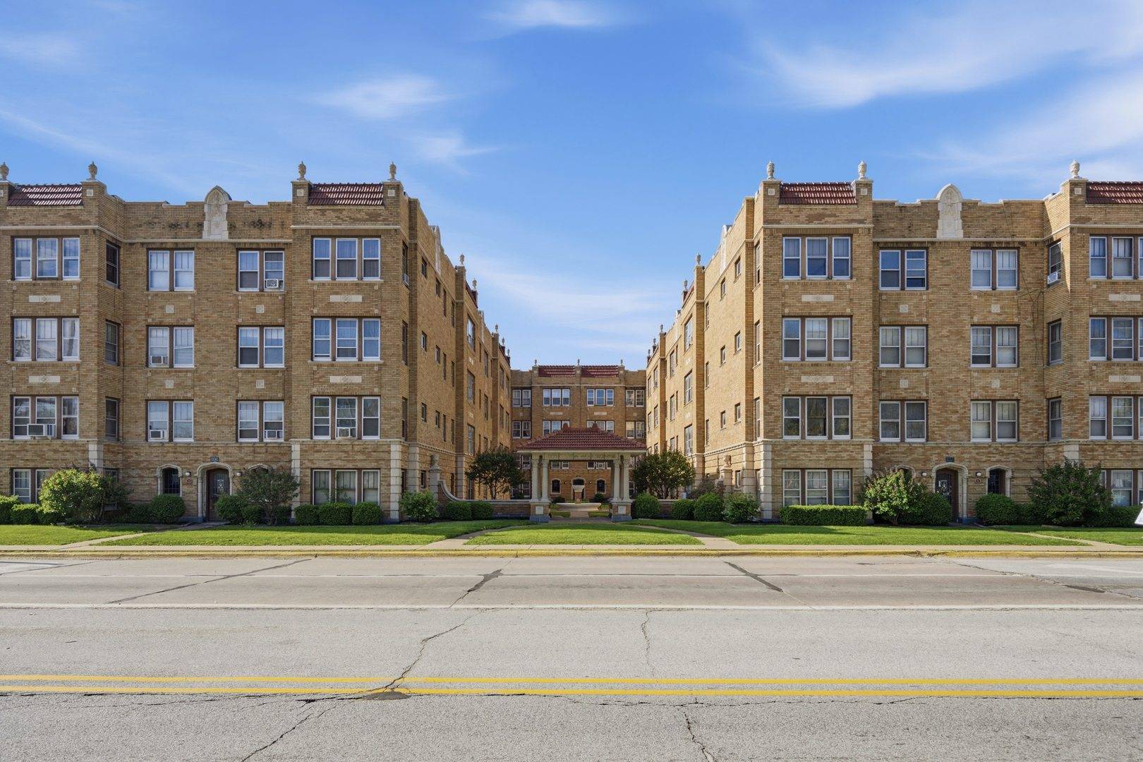 1622 18TH AVE #24, Rock Island, IL 61201