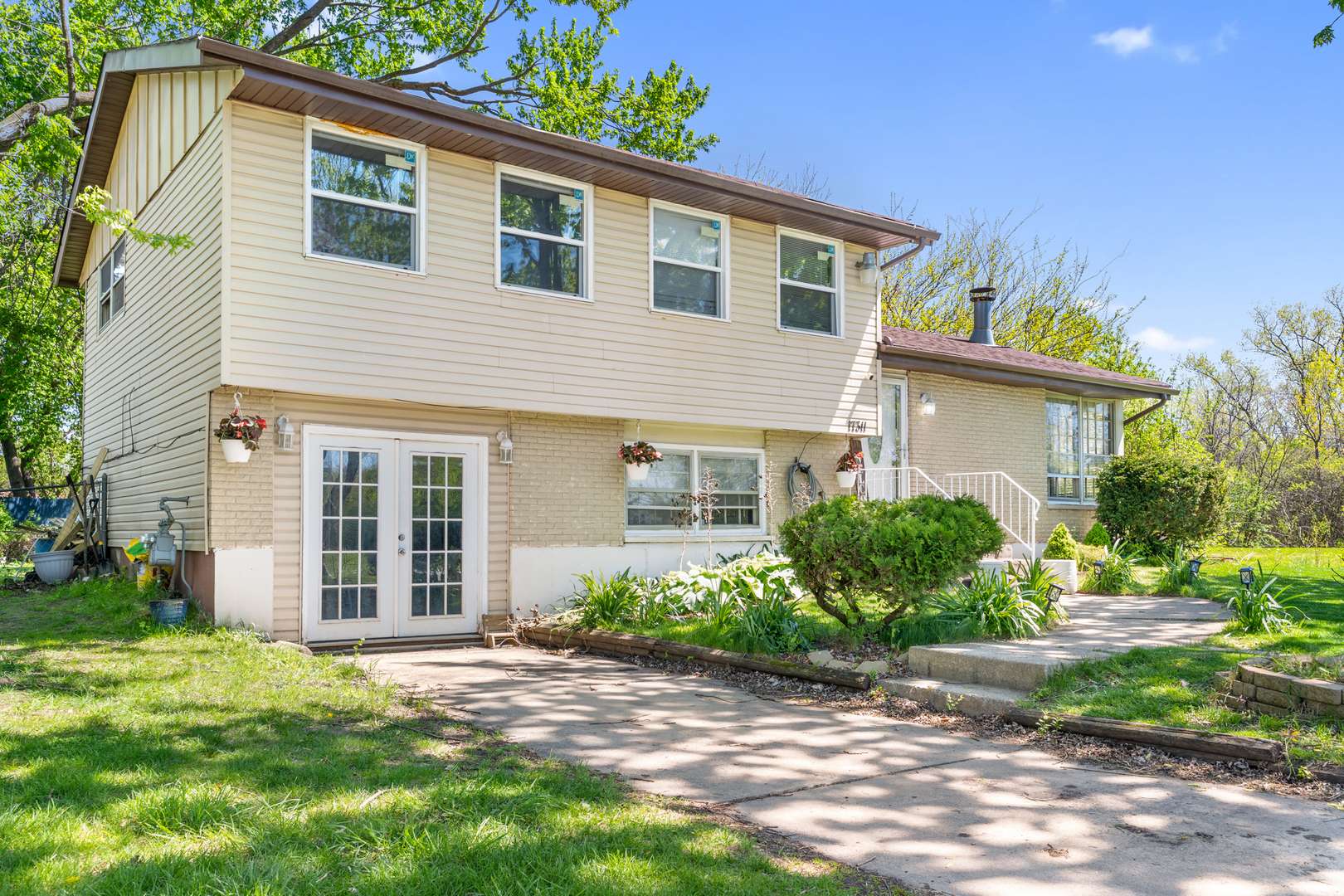 17311 Central Park AVE, Hazel Crest, IL 60429