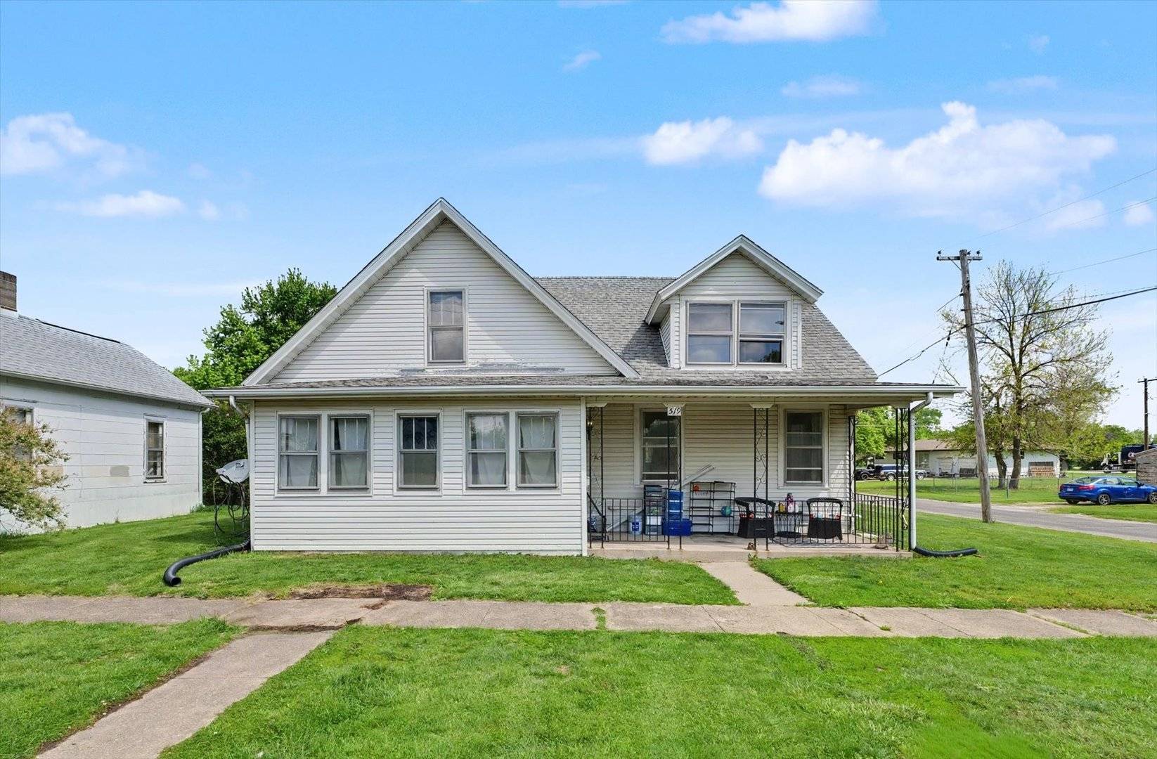 519 E Allen ST, Farmer City, IL 61842
